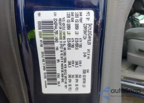 2005 Dodge Grand Caravan Sxt z USA, uszkodzony, nr VIN 2D4GP44L75R114843